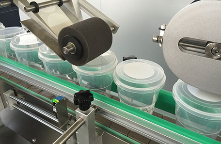 杯子平側面貼標機