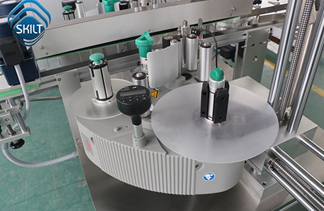 小紙箱轉角貼標機