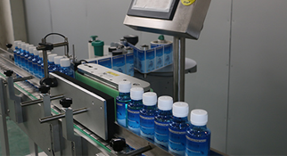 使用全自動貼標機的時候出現(xiàn)起泡我們應(yīng)該怎么辦？