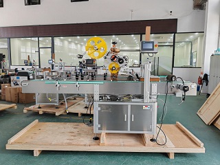 2025.7.9福建定制型平面貼標機1臺