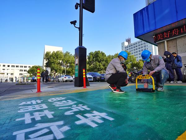儿童碰路灯电桩身亡,儿童碰路灯电桩身亡案例